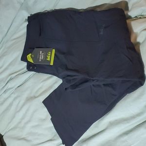 REI Camp/Hiking Pants NWT